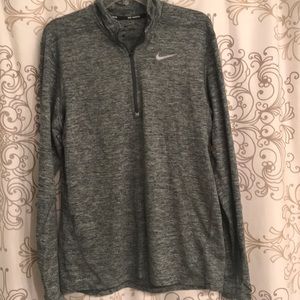 Men’s Nike medium dri fit pullover